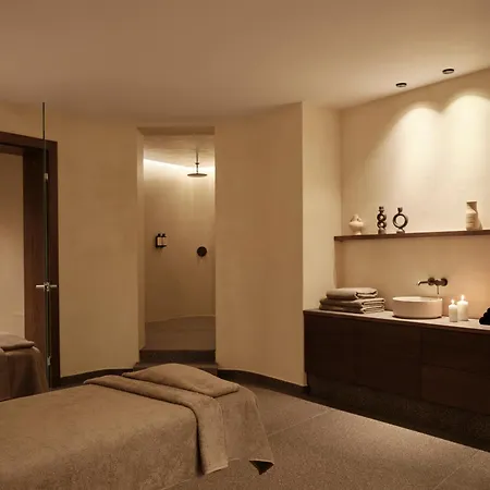 Enarma & Wellness Retreat 5* メガロホリ