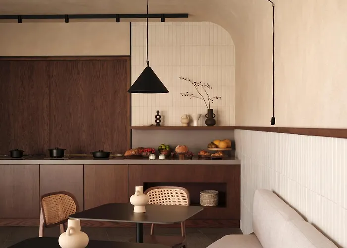 Hotel Enarma & Wellness Retreat Megalochori (Santorini)