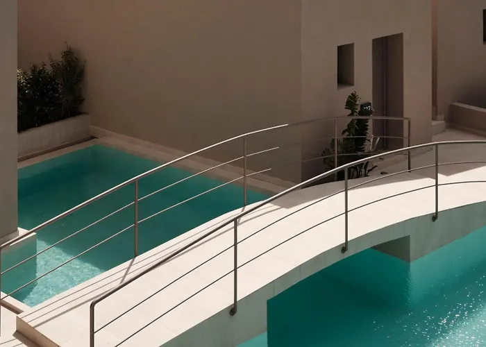 Enarma & Wellness Retreat Hotel